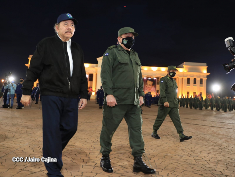 COMANDANTE